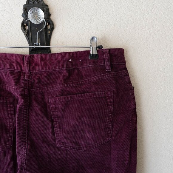 St John’s Bay Corduroy Pants Sz 12 Burgundy Straight Fit Secretly Slender Boot - Picture 6 of 6